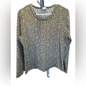 Crossroads Women’s Animal Print Long sleeve Top Medium